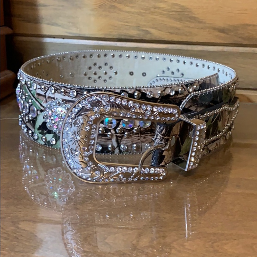 Chunky camouflage belt